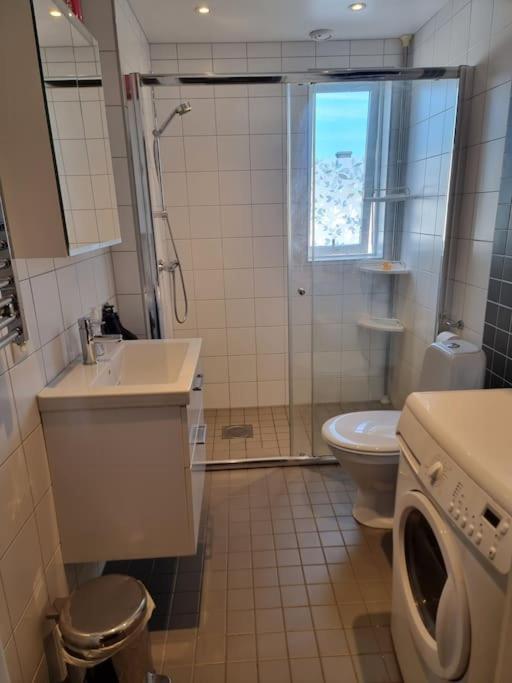 Trevlig Laegenhet Naera Stroemstad Centrum Kültér fotó