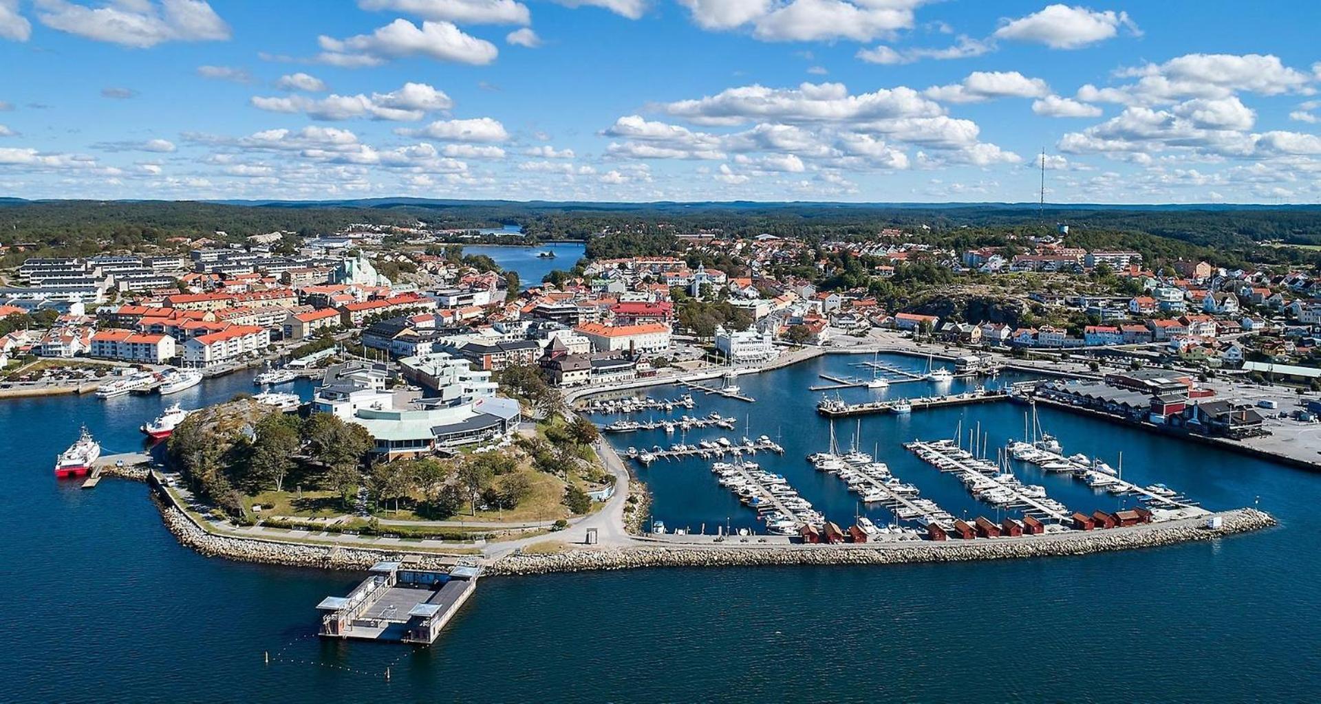 Trevlig Laegenhet Naera Stroemstad Centrum Kültér fotó